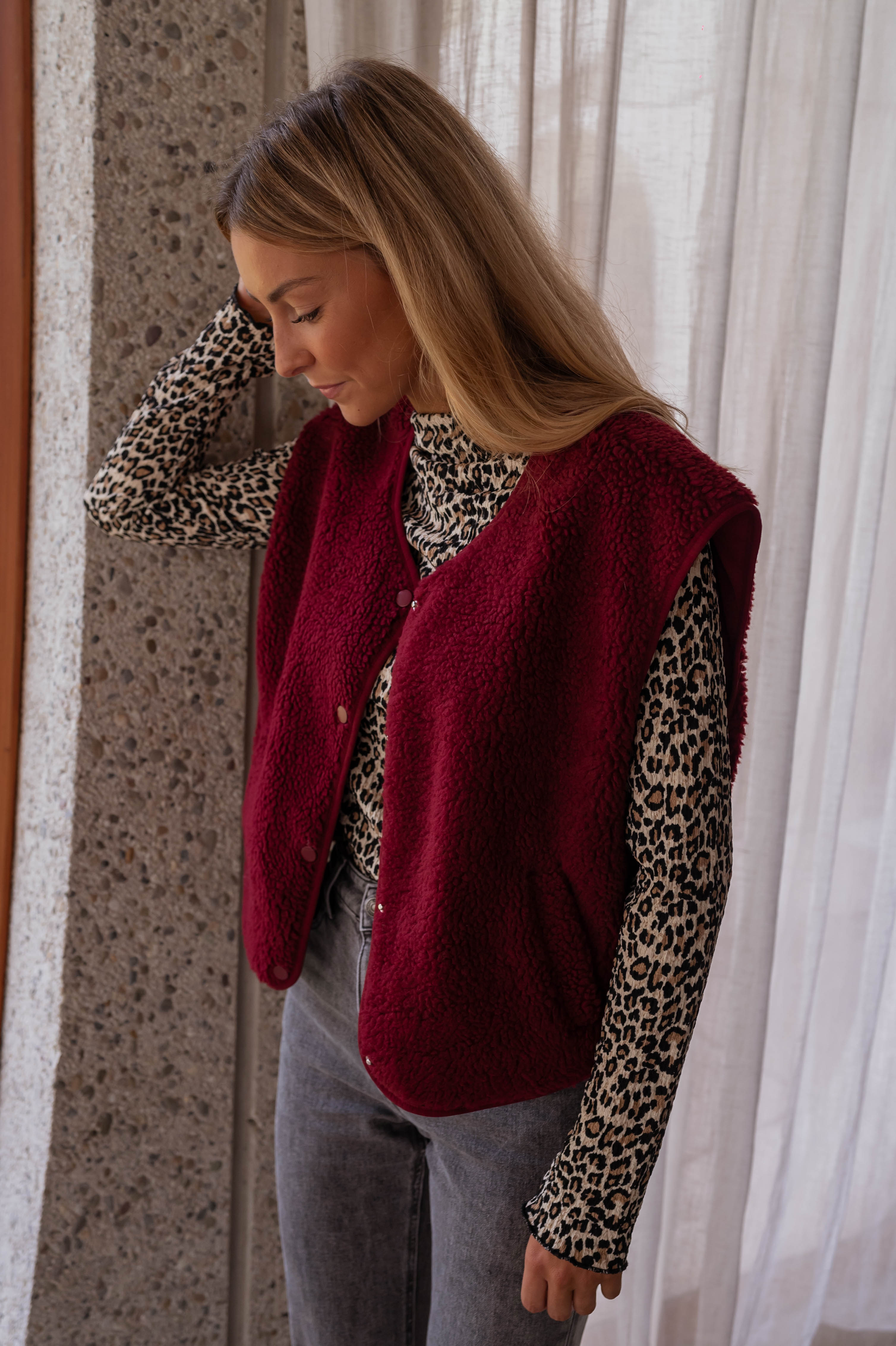 Burgundy Taoh Vest
