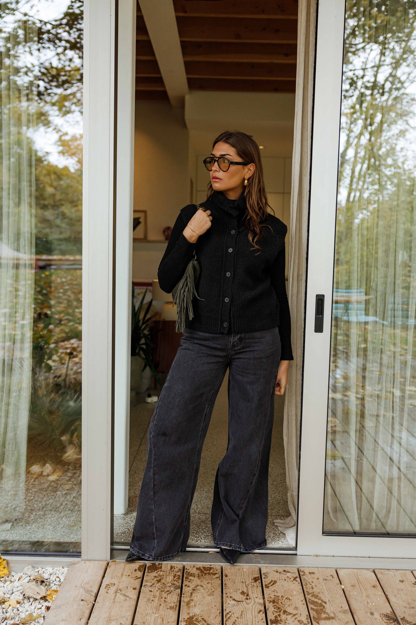 Black Dores Cardigan