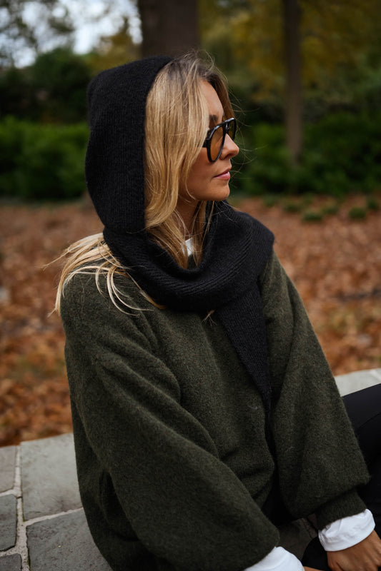 Black Hooded Giada Scarf