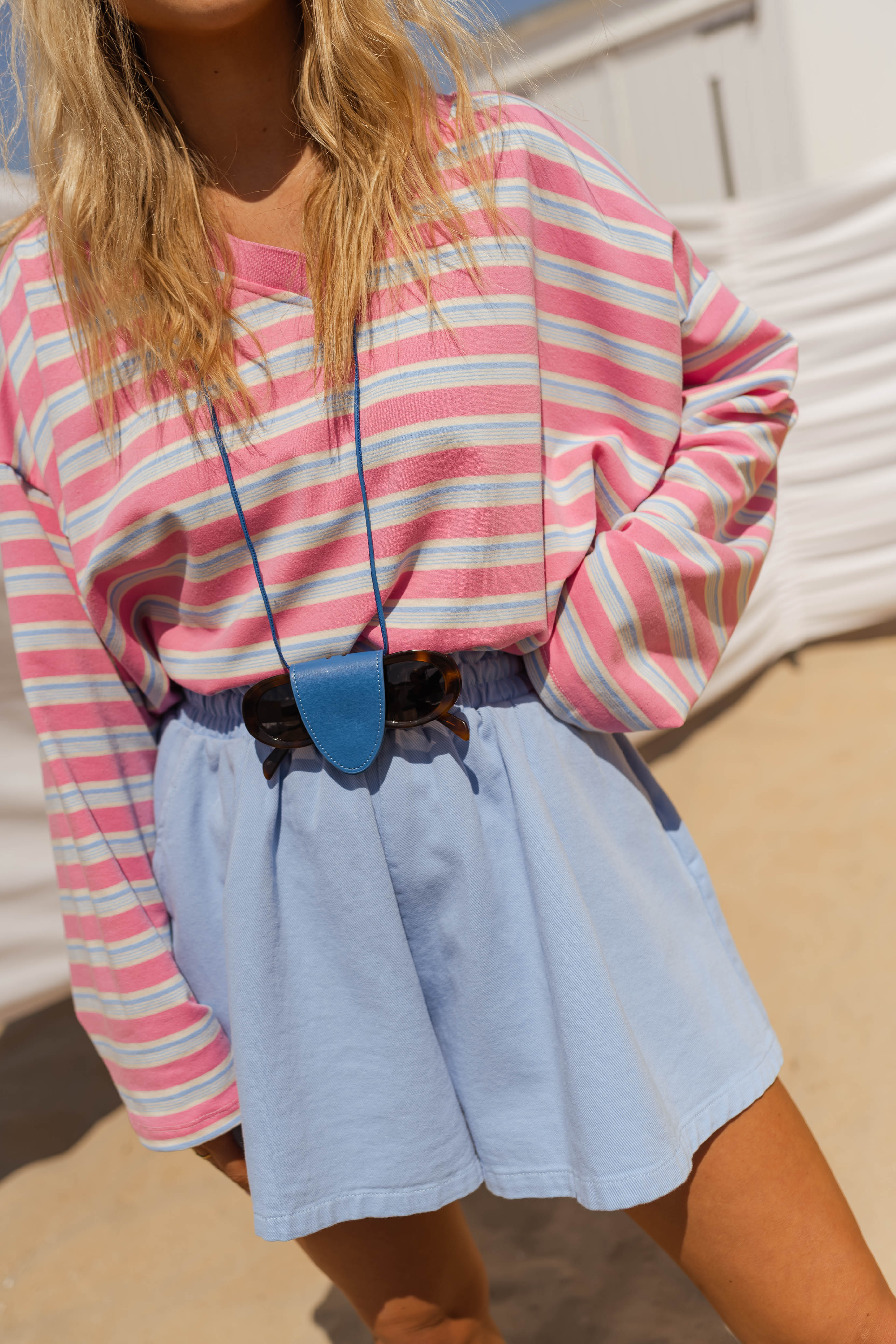 Blue Pavo Glasses Holder