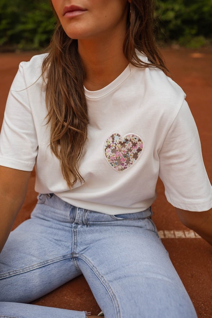 White Rosa T-shirt
